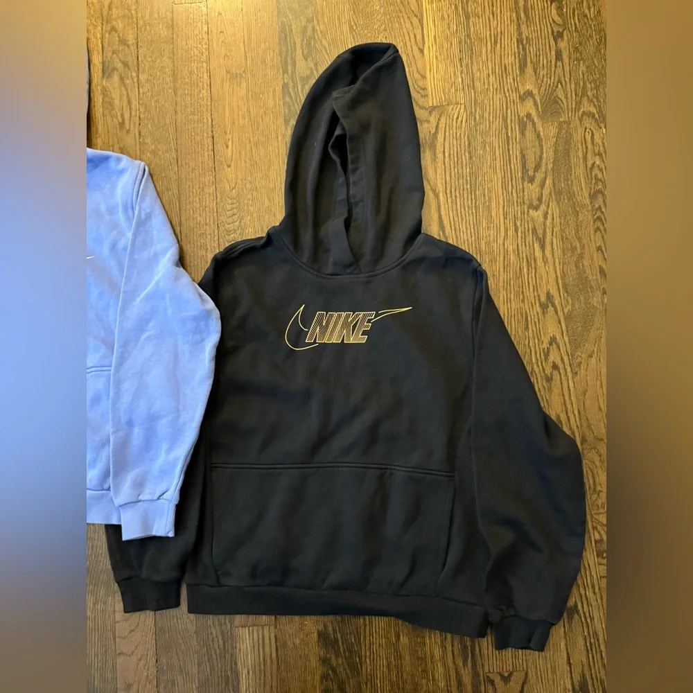 GUC Kids Nike Hoodie Bundle - XL - 1 Blue & 1 Black Graphic Hoodie - Picture 5 of 6